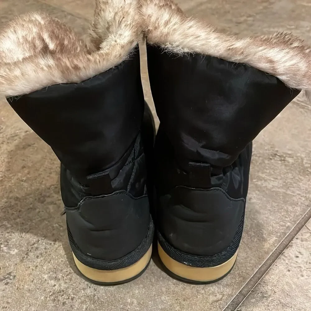 Time & Tru Black Thinsulate Faux Fur Quilted Boots Womens Size 7 Winter